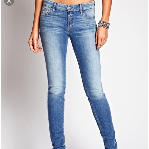 Curvy sophia skinny jeans guess Clearance